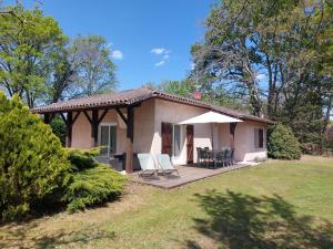 Maisons de vacances promo 20 pourcent -Proche Lac Arjuzanx - jeux - terrasse - plancha - : photos des chambres