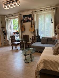 Beautiful 3-room, Porte Saint-Cloud, Paris