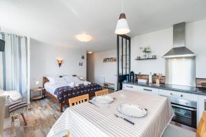 Appartements L-Armorique - Proche plage avec parking : photos des chambres