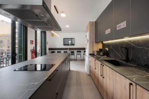 No Limit Hostel Graffiti