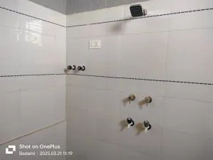 Fortune Homestay - Бадамі