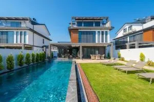 Villa ROYAL-2 - Карагедік