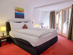 Apartment Chalet Smaragd-3 by Interhome