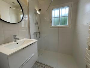 Maisons de vacances Holiday Home Les Grillons by Interhome : photos des chambres