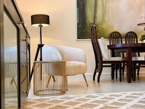 LUXURY Apartment Stay-in Old Town Centre