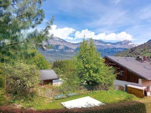 Apartment Les erables by Interhome