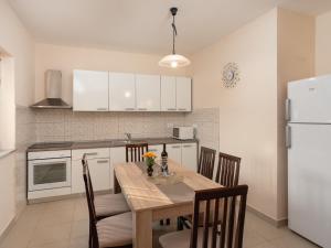 Holiday Home Danijel by Interhome