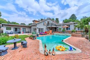 Advas Place - Grand 5