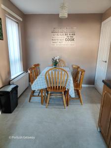 Portrush Getaway - Holiday Let