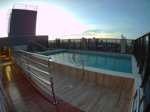 Compact Time Flat 1206