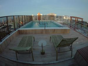 Compact Time Flat 1206