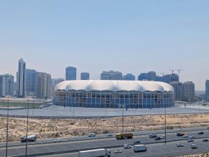 Luna Haven Retreat, Fully Furnished Luxury 1BH in JVC, Close by Circle Mall Dubai