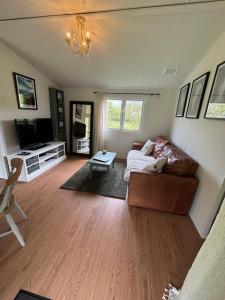 The Lodge, dog friendly rural retreat