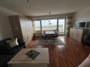 Tief 12 Jadekieker - 84