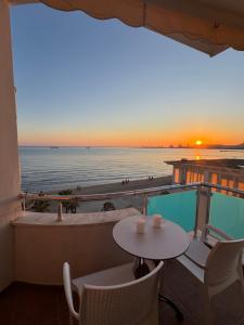 Mona Luxurious Seaside Full-View Apartments