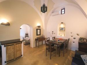 The Commander's House - 3hvězdičkové hotely ve městě Emporio Santorini