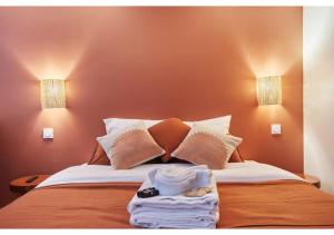 Apartment Le Marais Place des Vosges by Studio Prestige