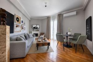The Apartment 09