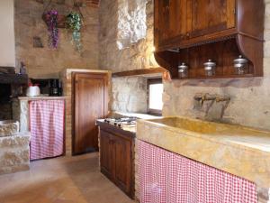 Apartment Fonte - Nobile - Borgo la Civitella by Interhome