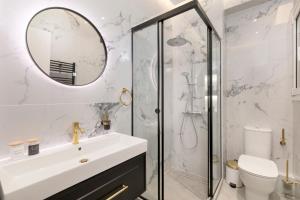 Alexandras Unique Apartment