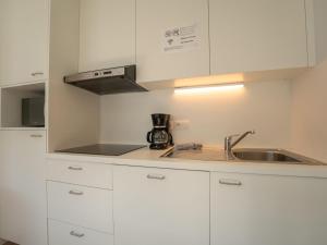 Holiday Home New Dahlia 13 by Interhome