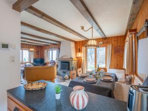 Chalet Chalet Alleluia by Interhome