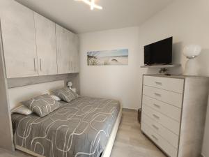 Coquet 2 pièces entièrement rénové et climatisé