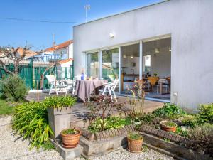 Maisons de vacances Holiday Home Le Paradou by Interhome : photos des chambres