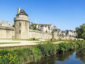 Appartements Apartment T2 avec balcon-calme et pres du port by Interhome : photos des chambres