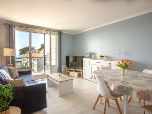 Apartment Les Tilleuls-3 by Interhome