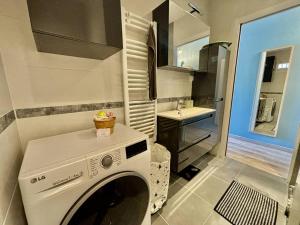 Bel appartement avec piscine et tennis à Bormes-les-Mimosas - FR-1-816-29