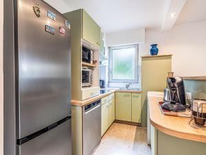 Apartment Les Terrasses de Portissol by Interhome