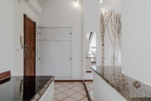 GuestHost-Elegant Studio x3- 600m from Porta Nuova