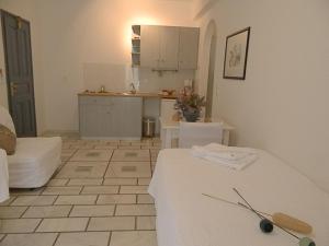 Nissiotiko Studios & Apartments Paros Greece