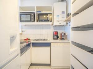 Apartment Le Serpent de Mer-8 by Interhome