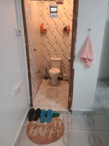 Studio 107, South B, Sana Sana