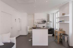 " White Meynadier " CityCenter - CONGRES - Terrasse - Clim - Wifi