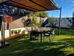 Villas Wonderful Villa , swimming pool, air conditionner-4 chambres : photos des chambres