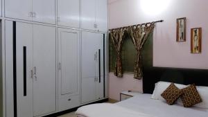 Tranquil Luxury Suite Room with Breakfast