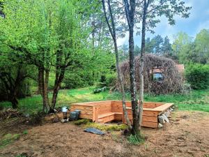 Leśny domek z prywatnym pomostem