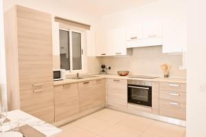 Balluta Bay Escape - St Julians - Beach