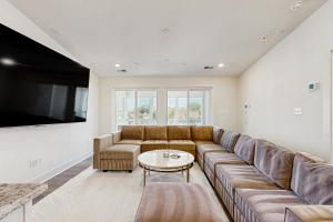 Oyster House Village --- 21503 Helm St