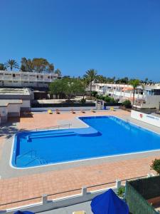 EL CHAPARRAL Studio-appartement with fantastic pool- view and STRONG WIFI
