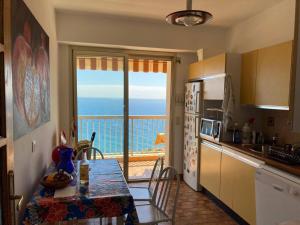 Appartements Verseau vue mer et Rocher de Monaco : photos des chambres