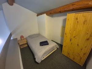 Maisons de vacances Le Soleil - Authentique - A 10 m du Chateau : photos des chambres