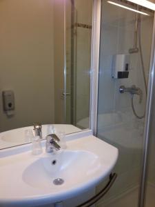 Hotels Hotel Akena City Caudry : photos des chambres