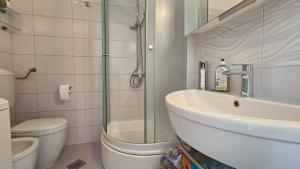 Purple Apartment Split