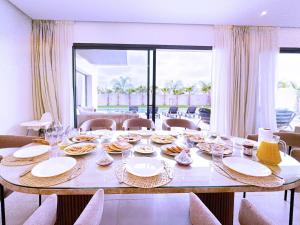 villa Amjad, Haut Standing avec piscine & parking