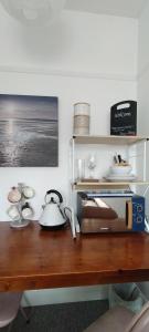 Guest suite 50m from the beach