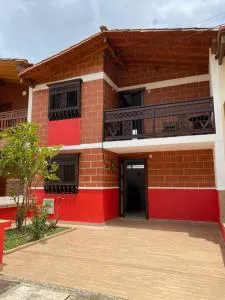 Casa La Arboleda - Hispania